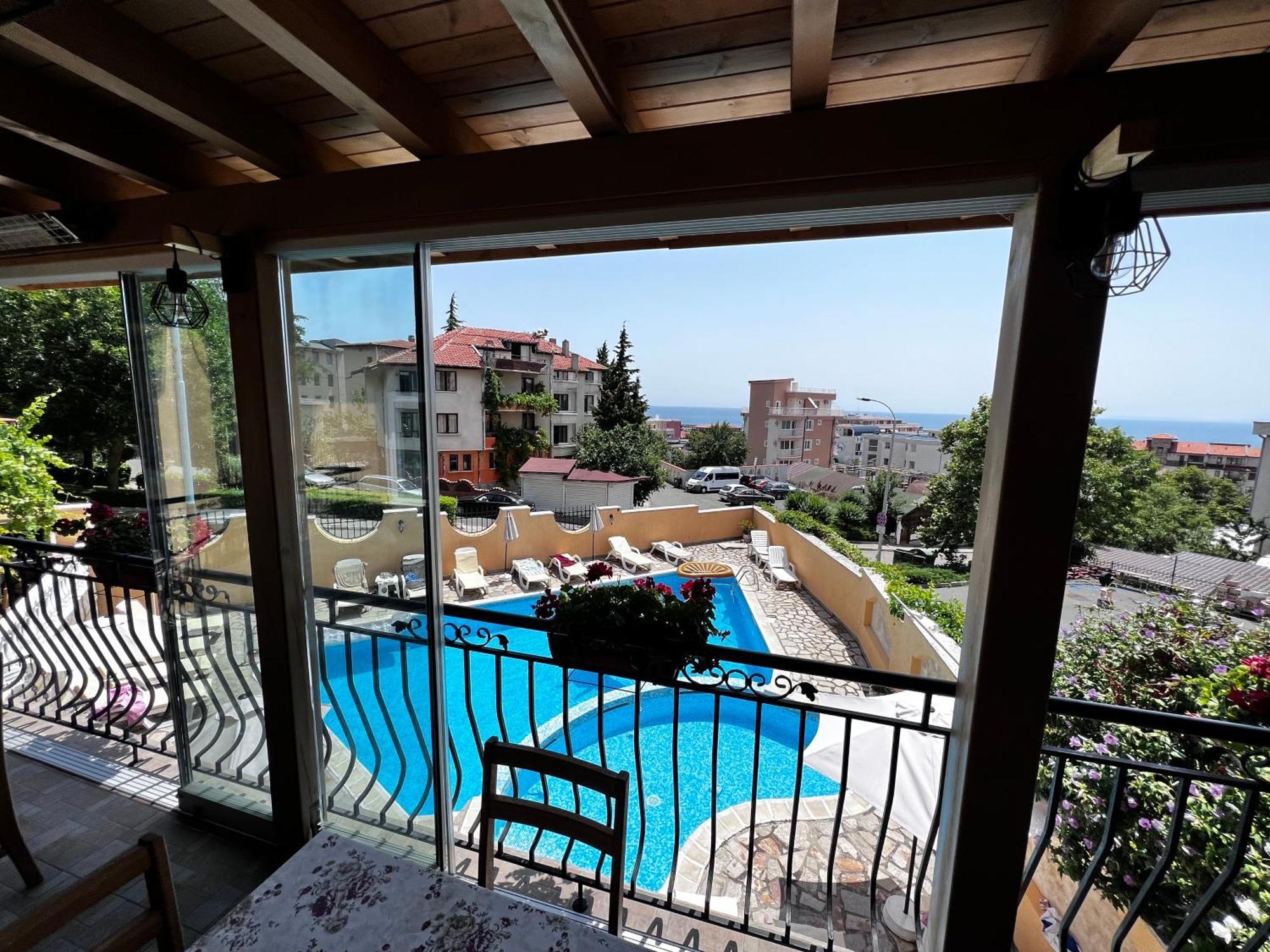 Family Hotel Milev Sveti Vlas Exterior photo