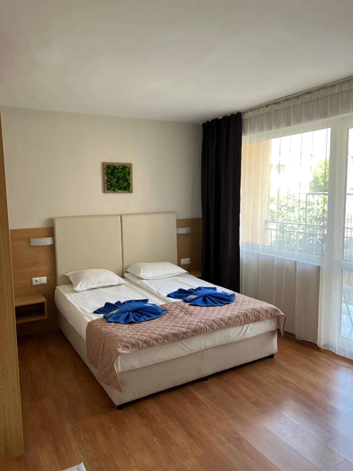 Family Hotel Milev Sveti Vlas Exterior photo