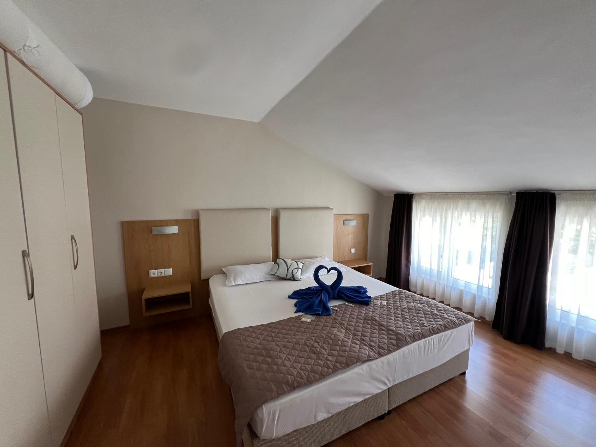 Family Hotel Milev Sveti Vlas Exterior photo