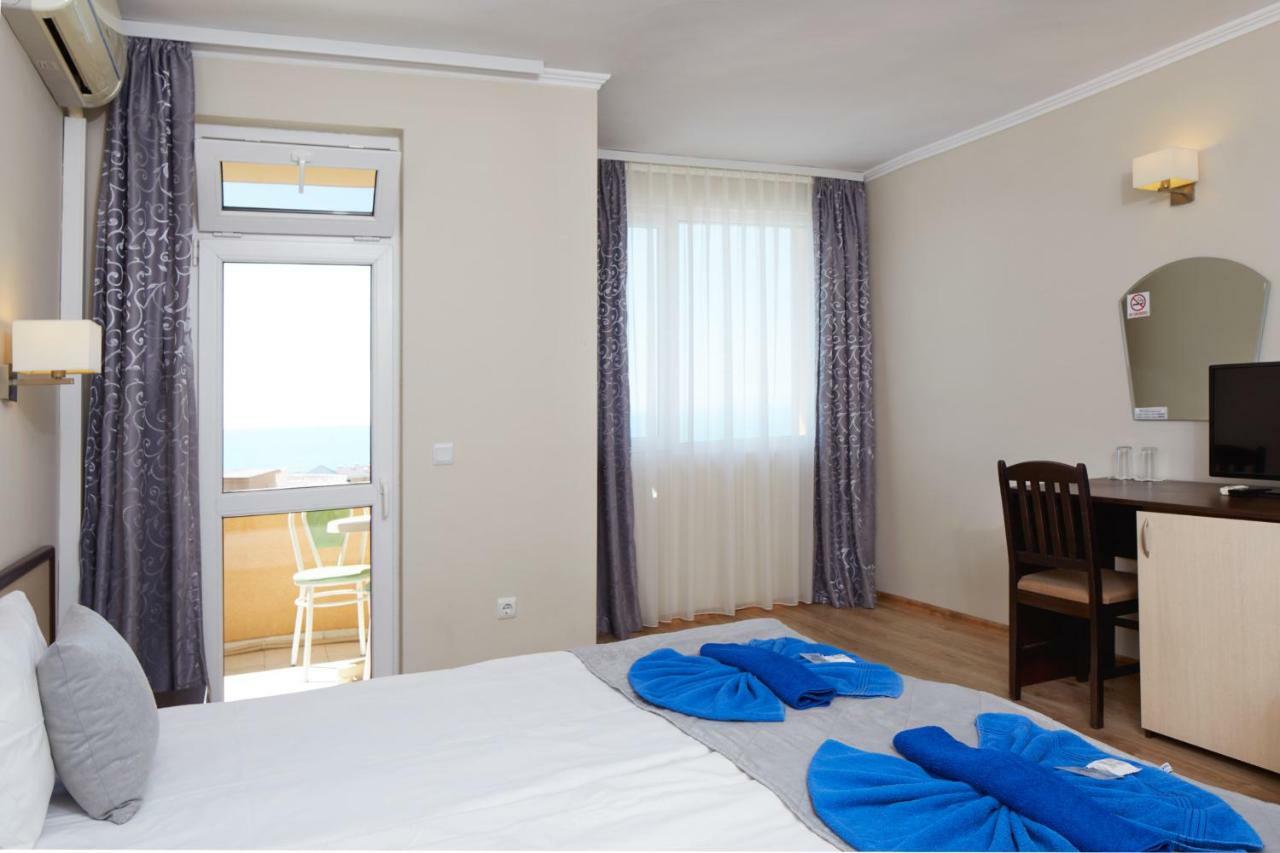 Family Hotel Milev Sveti Vlas Exterior photo
